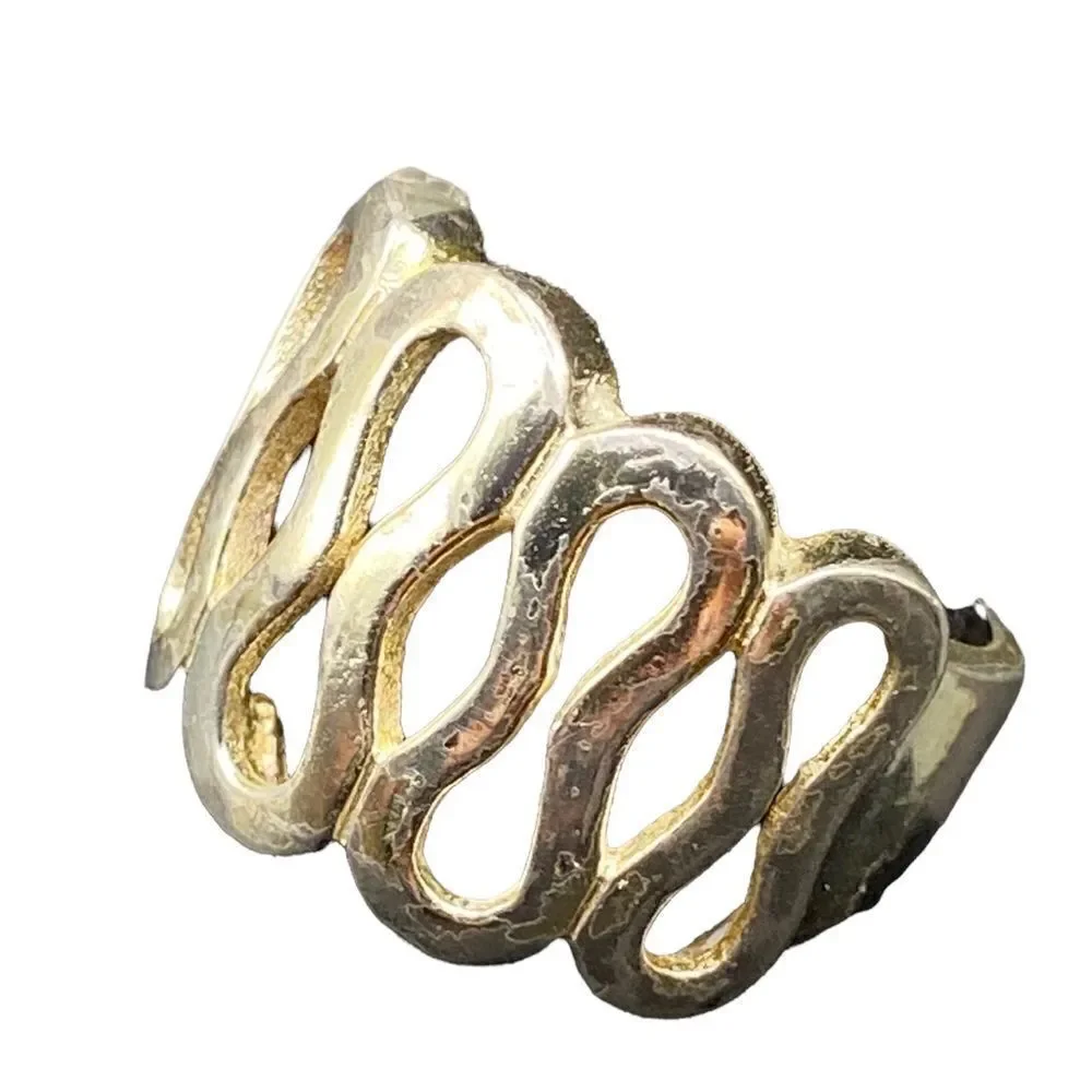 Sterling silver 925 FAS marked swirl ring significant in size see pic for size